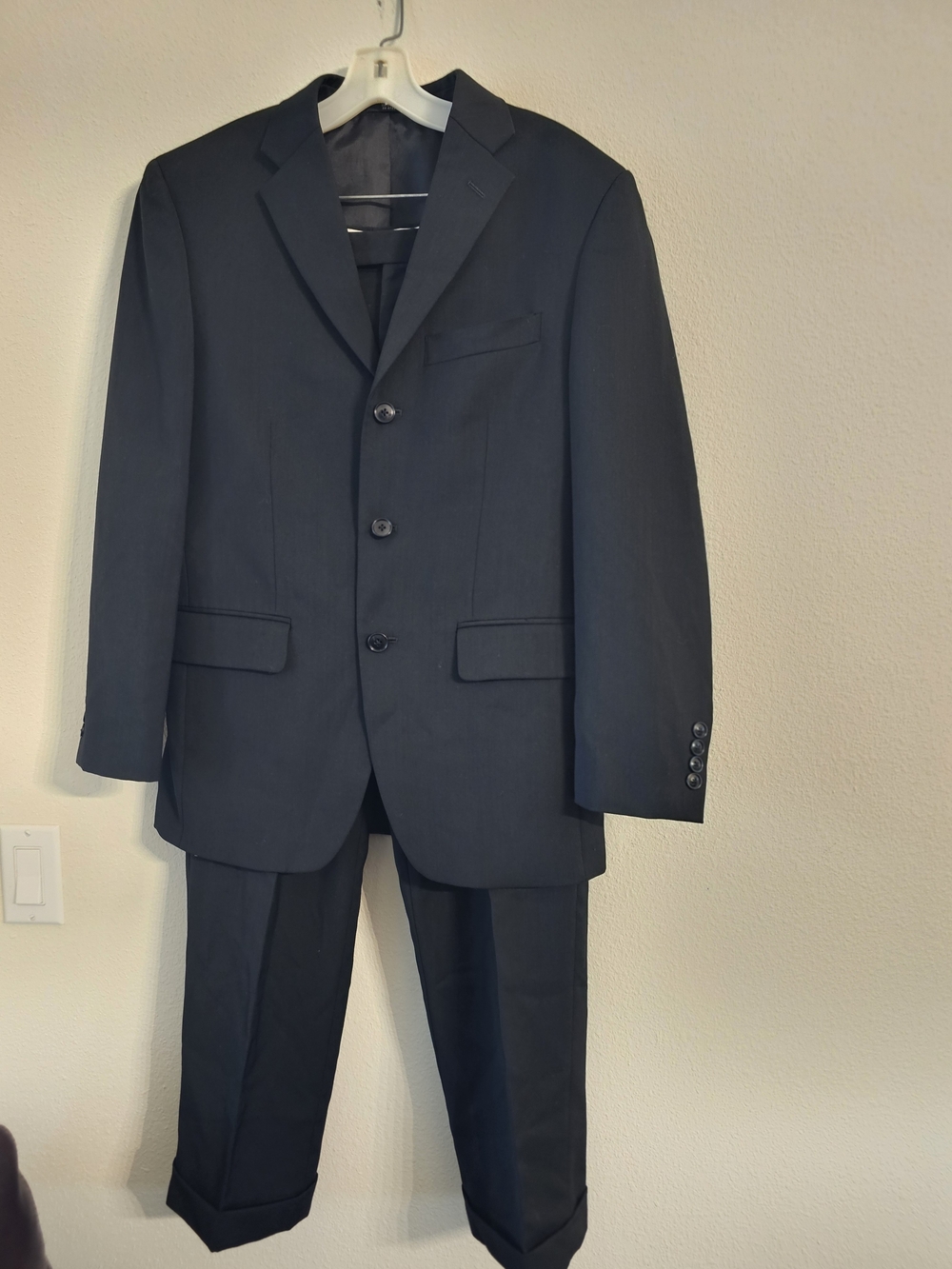 Albert Nipon Black Classic Two-Piece Suit